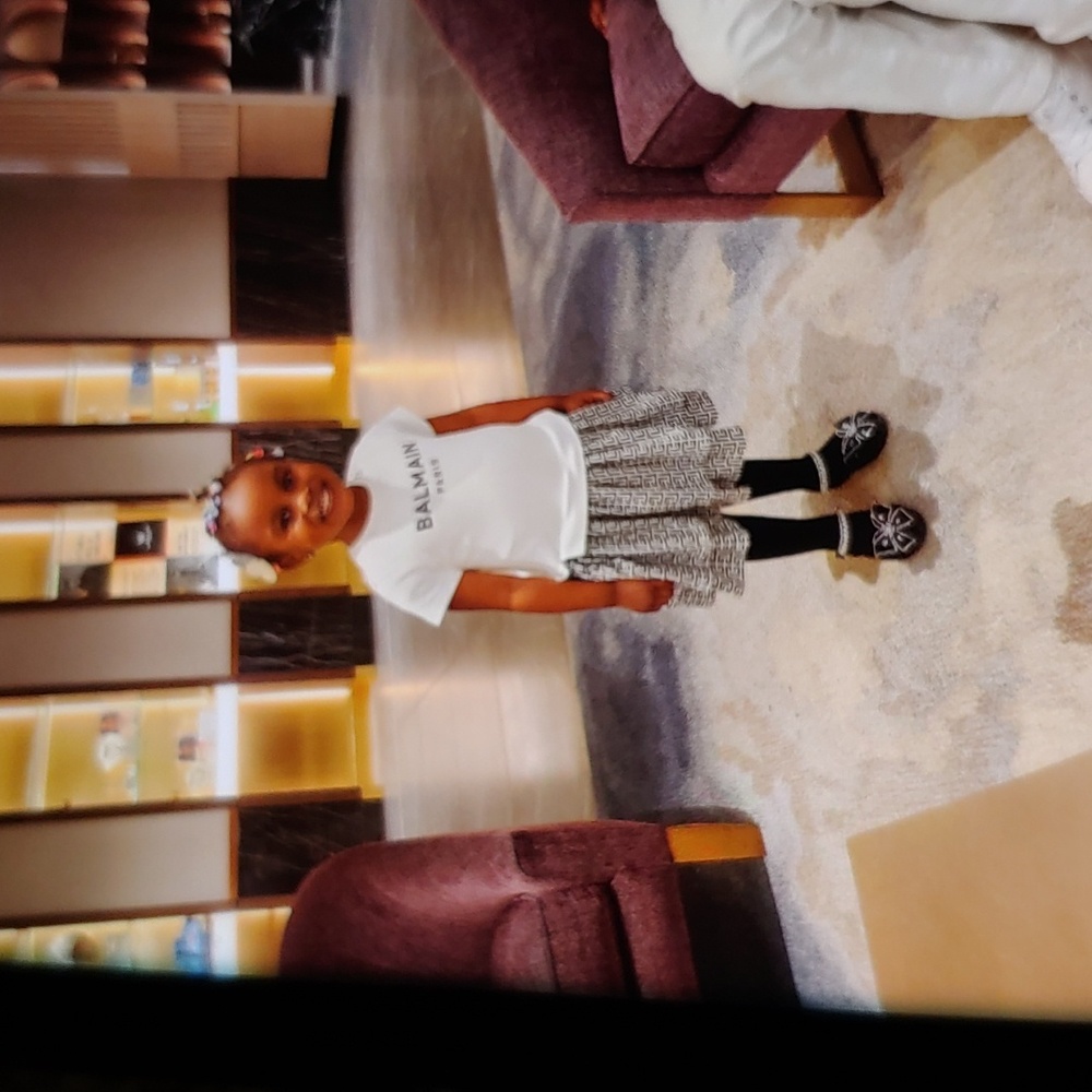 beautiful Balmain dress size 2T worn 2twice for pics like new.